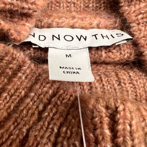 NWT And Now This Turtleneck Sweater - Picture 4 of 6